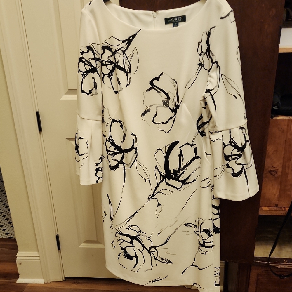 Lauren Ralph Lauren Black and White Floral Long Sleeve Dress